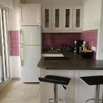 Climatise Dans Avec Piscine Et Tennis Apartment