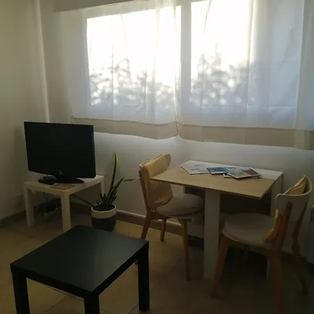 アパート Climatise Dans Avec Piscine Et Tennis