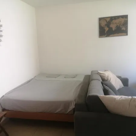 Climatise Dans Avec Piscine Et Tennis Apartmán